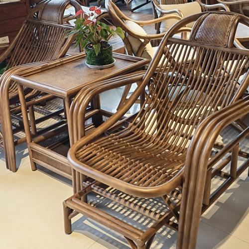 Wicker rattan recliner 